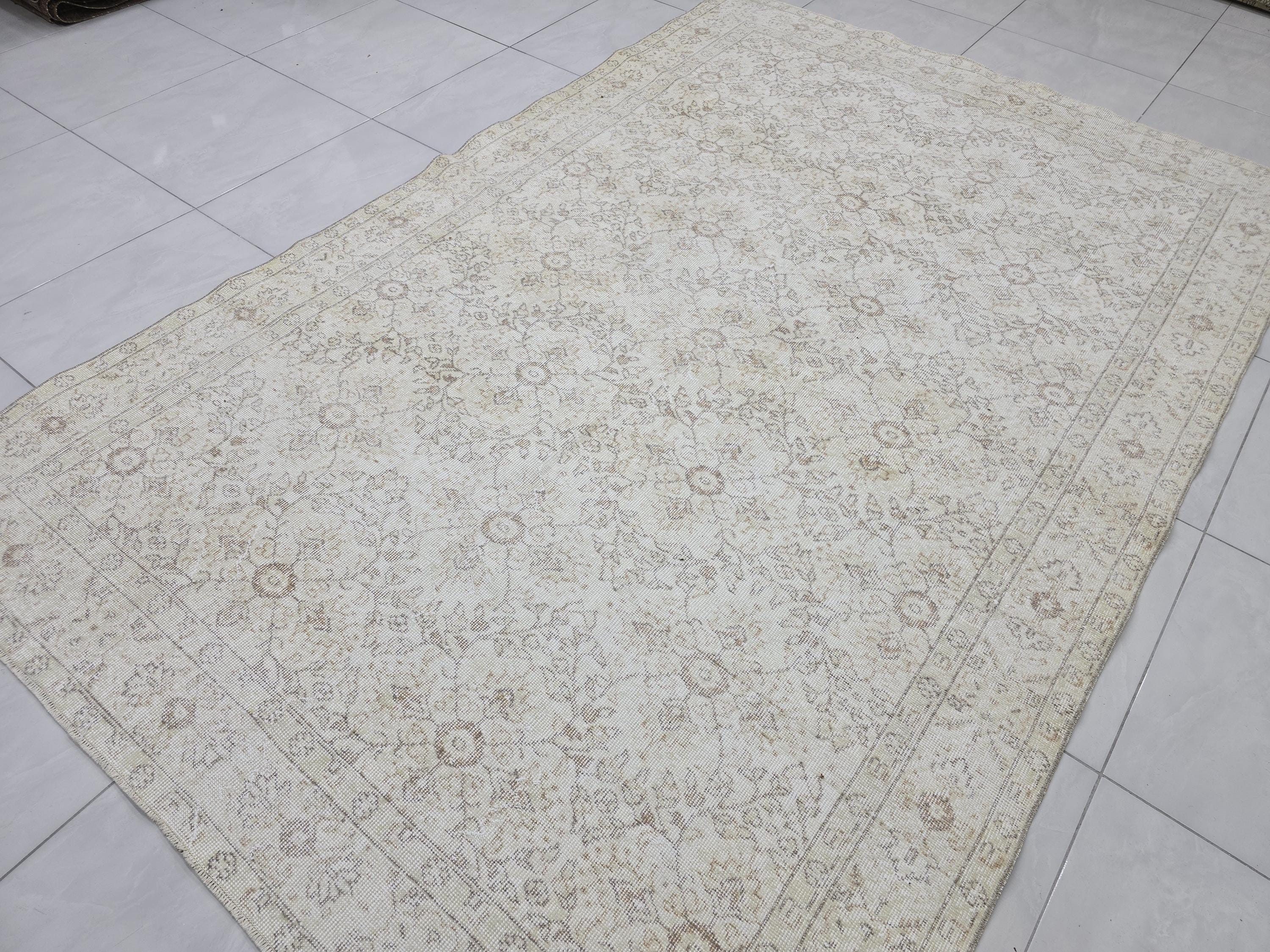 Hand-Knotted Wool Oushak Rug 7x10: Cream Beige Vintage Turkish Rug