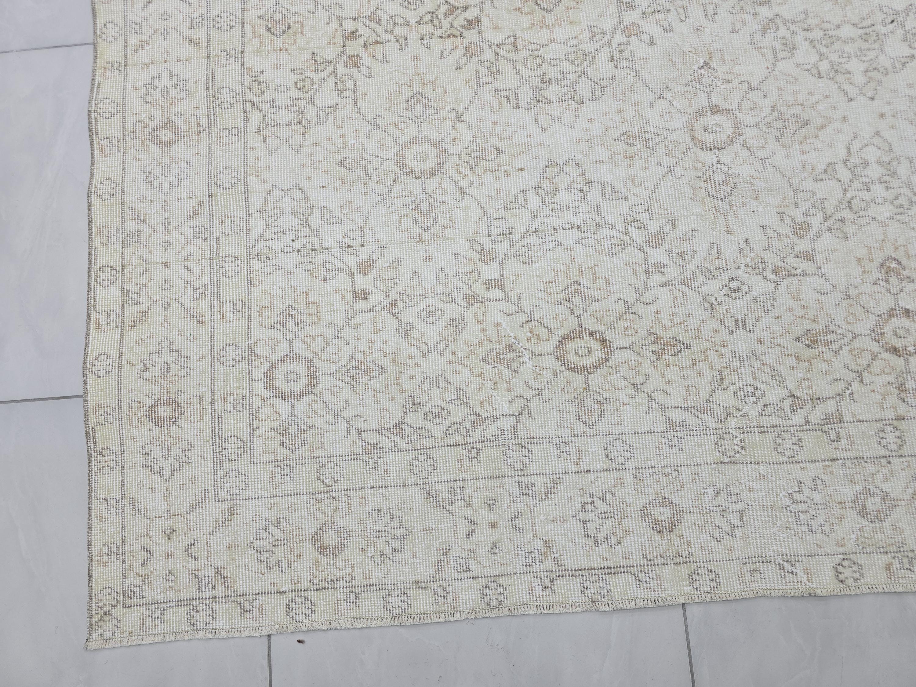 Hand-Knotted Wool Oushak Rug 7x10: Cream Beige Vintage Turkish Rug