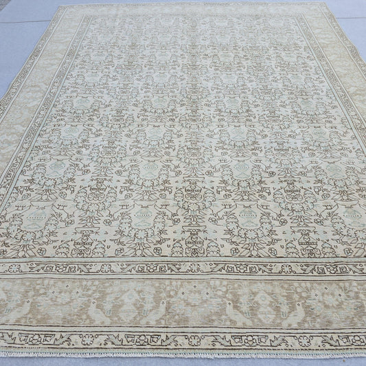 Oversized Neutral Oushak Rug: Vintage Turkish Wool Carpet (9x12 ft)