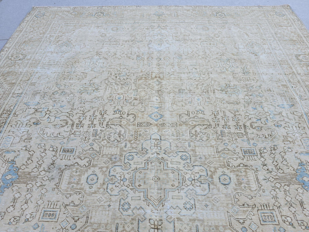 Large Vintage Turkish Rug 9x12 Neutral Oushak Area Rug Double Knot Handwoven