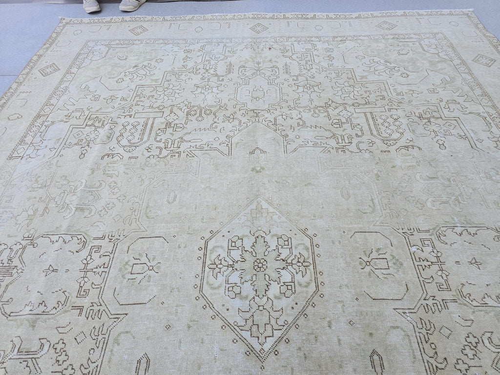 Vintage Oushak Rug 9x13  Neutral Cream Geometric Hand Knotted Turkish Wool Area Rug