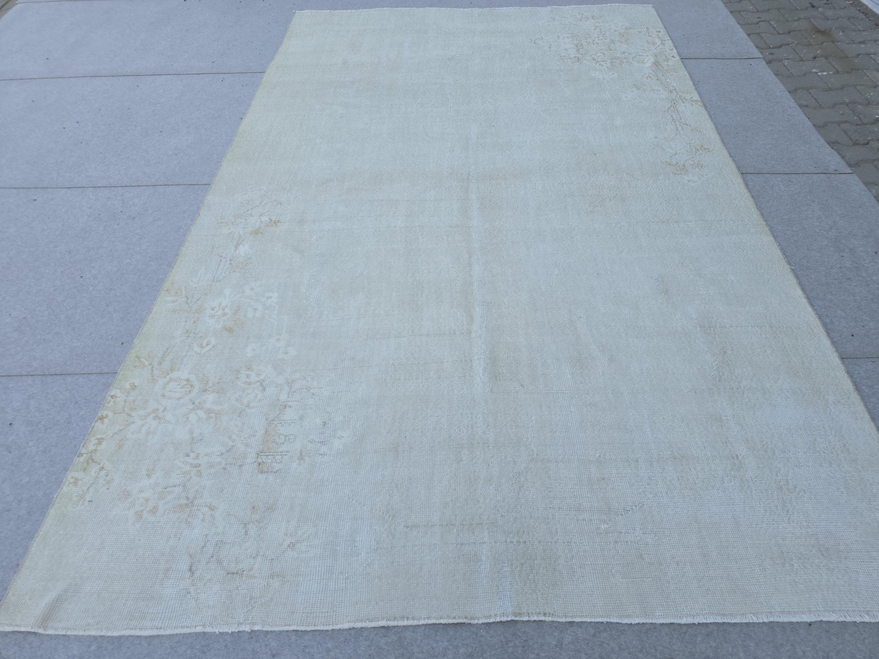 Hand-Knotted Oushak Rug: Vintage Turkish Wool, Neutral Floral (6.60x10.20 ft)