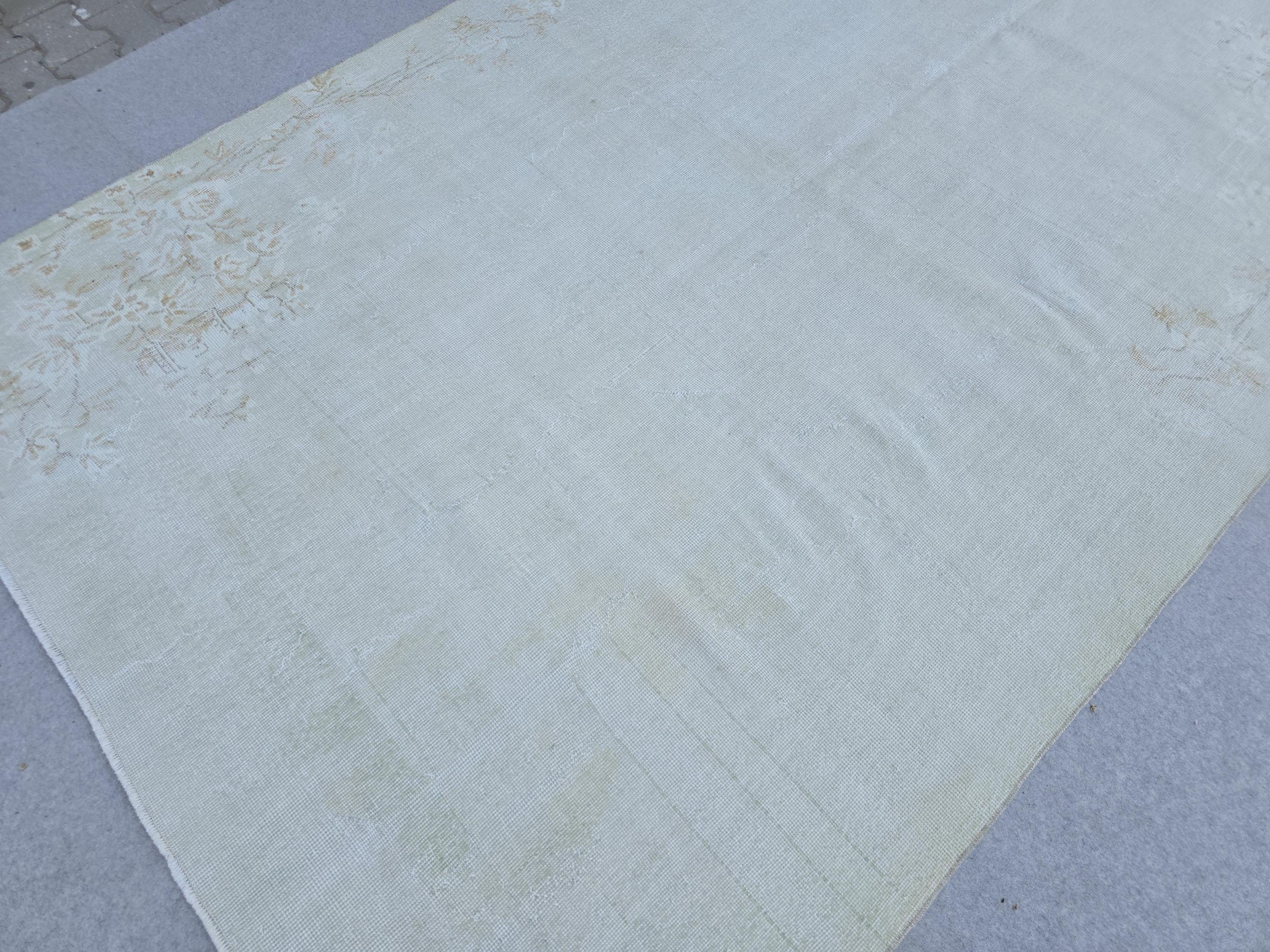 Hand-Knotted Oushak Rug: Vintage Turkish Wool, Neutral Floral (6.60x10.20 ft)