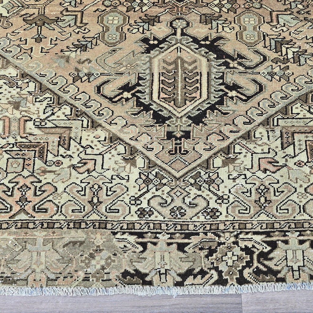 Antique Heriz Turkish Rug: Large Handknotted Medallion Wool Carpet (10x12)