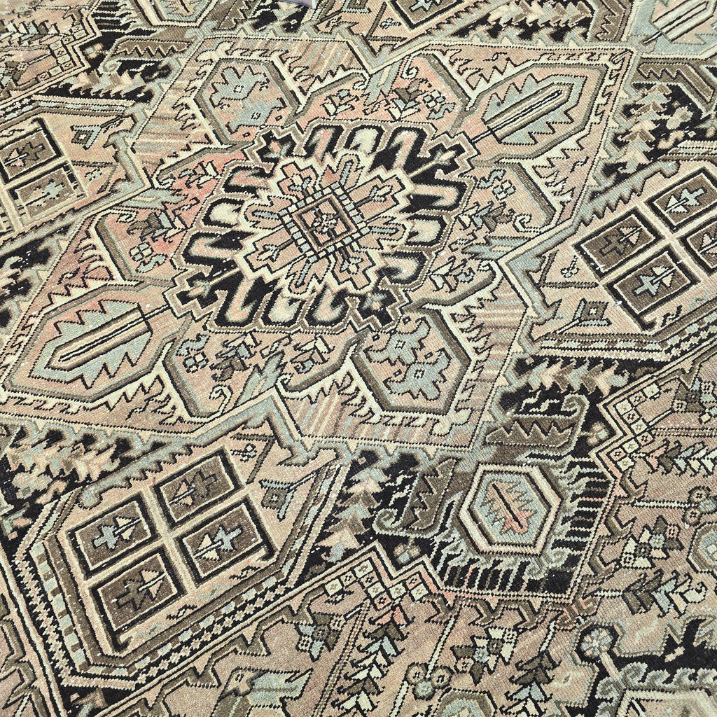 Antique Heriz Turkish Rug: Large Handknotted Medallion Wool Carpet (10x12)