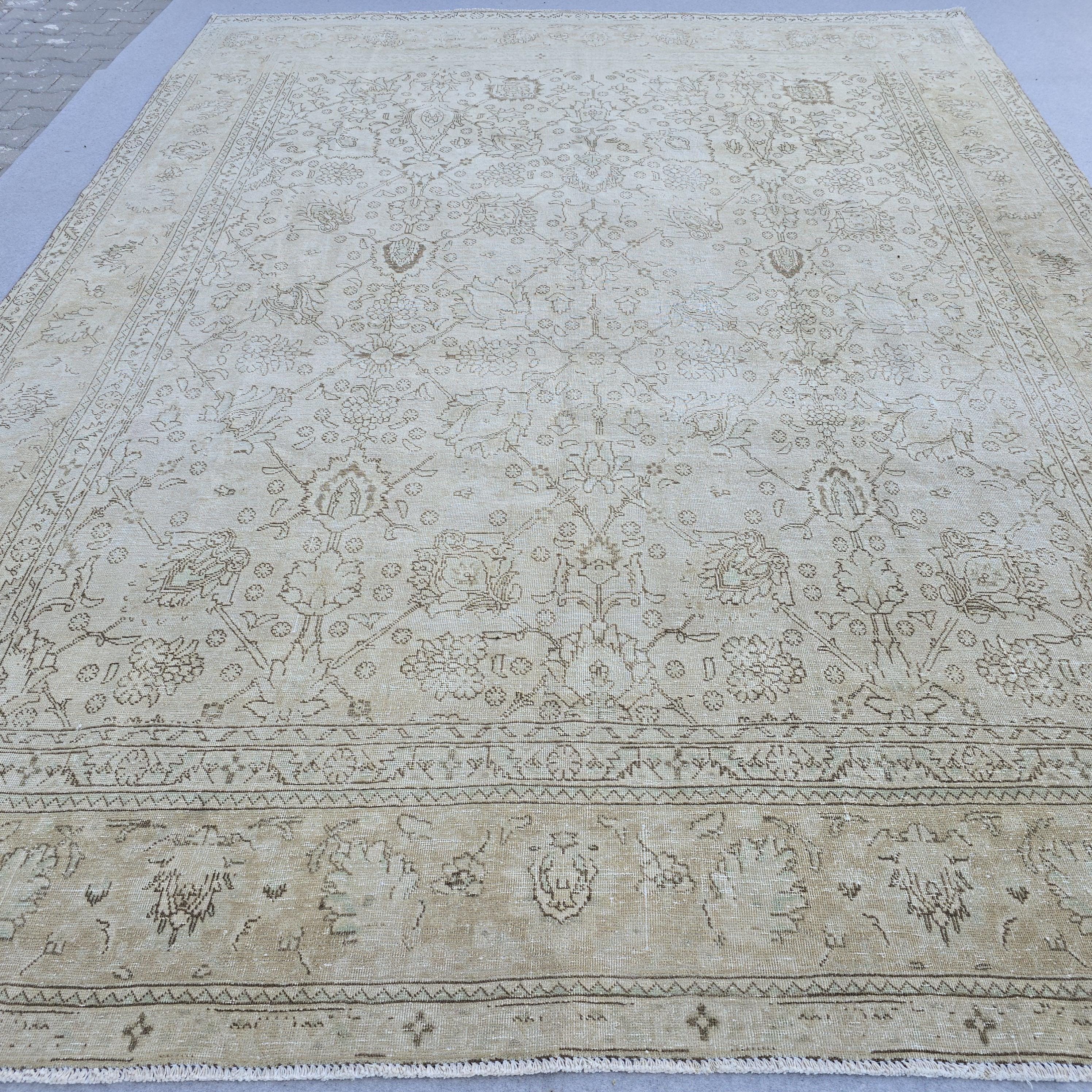 Classic Muted Vintage Area Rug/ Handmade Wool Oushak rug Beige Brown
