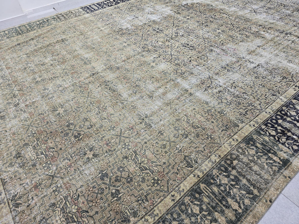 12x17 Antique Oushak Area Rug/ Hand Knotted Wool Turkish Rug