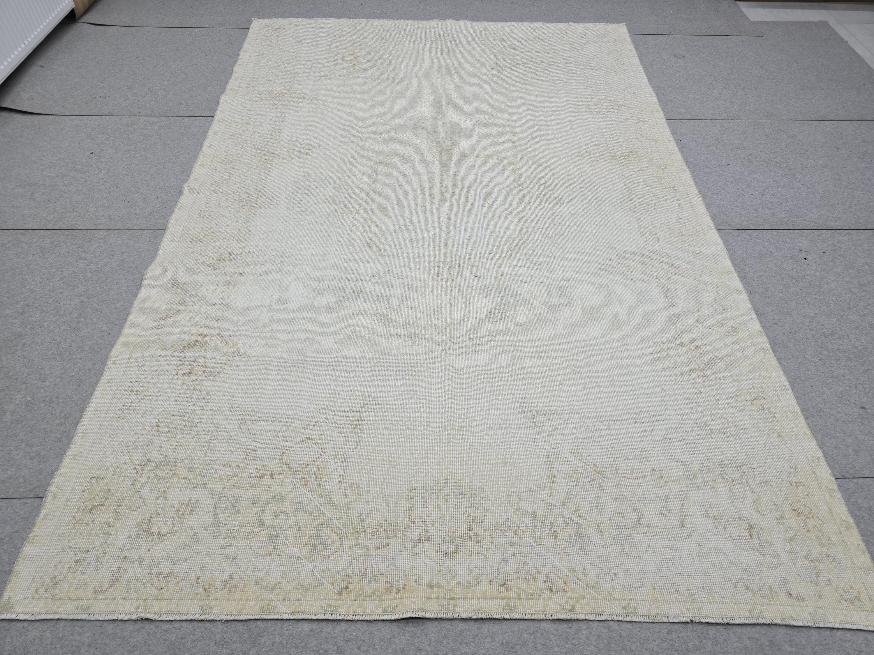 6x10 Vintage Turkish Oushak Rug: Hand-Knotted Wool, Neutral Beige