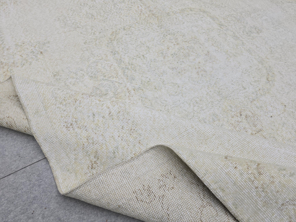 6x10 Vintage Turkish Oushak Rug: Hand-Knotted Wool, Neutral Beige