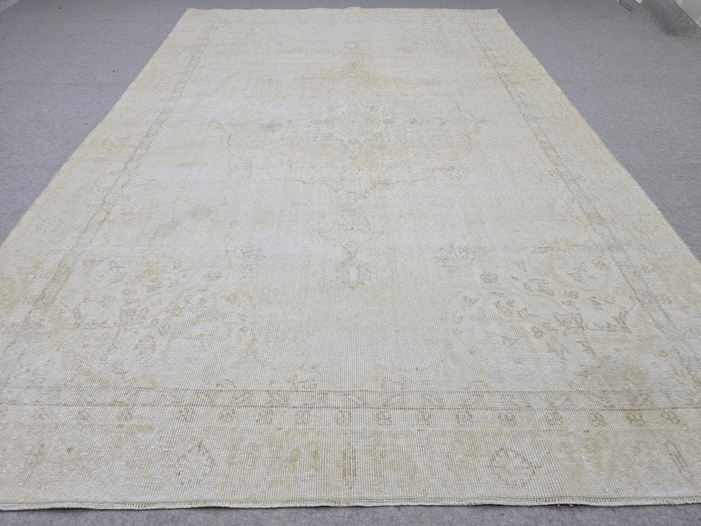7x10 Cream/Beige Hand Knotted Turkish Area Rug