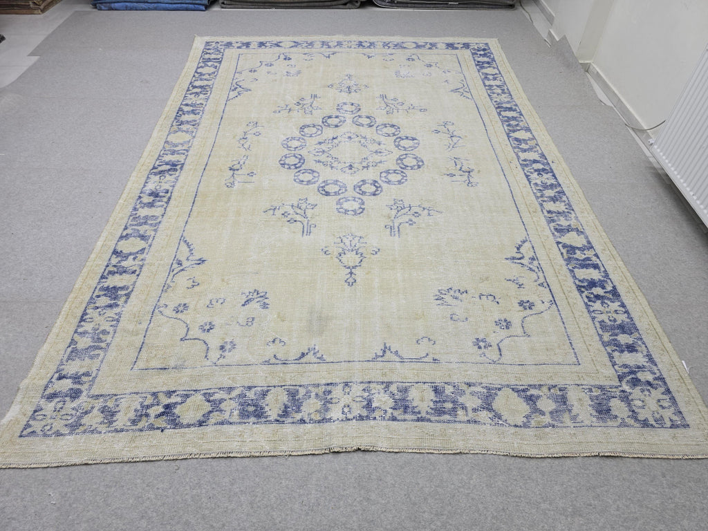 8x11 ft Hand-Knotted Turkish Oushak Rug: Neutral Wool Saloon Carpet Beige Blue