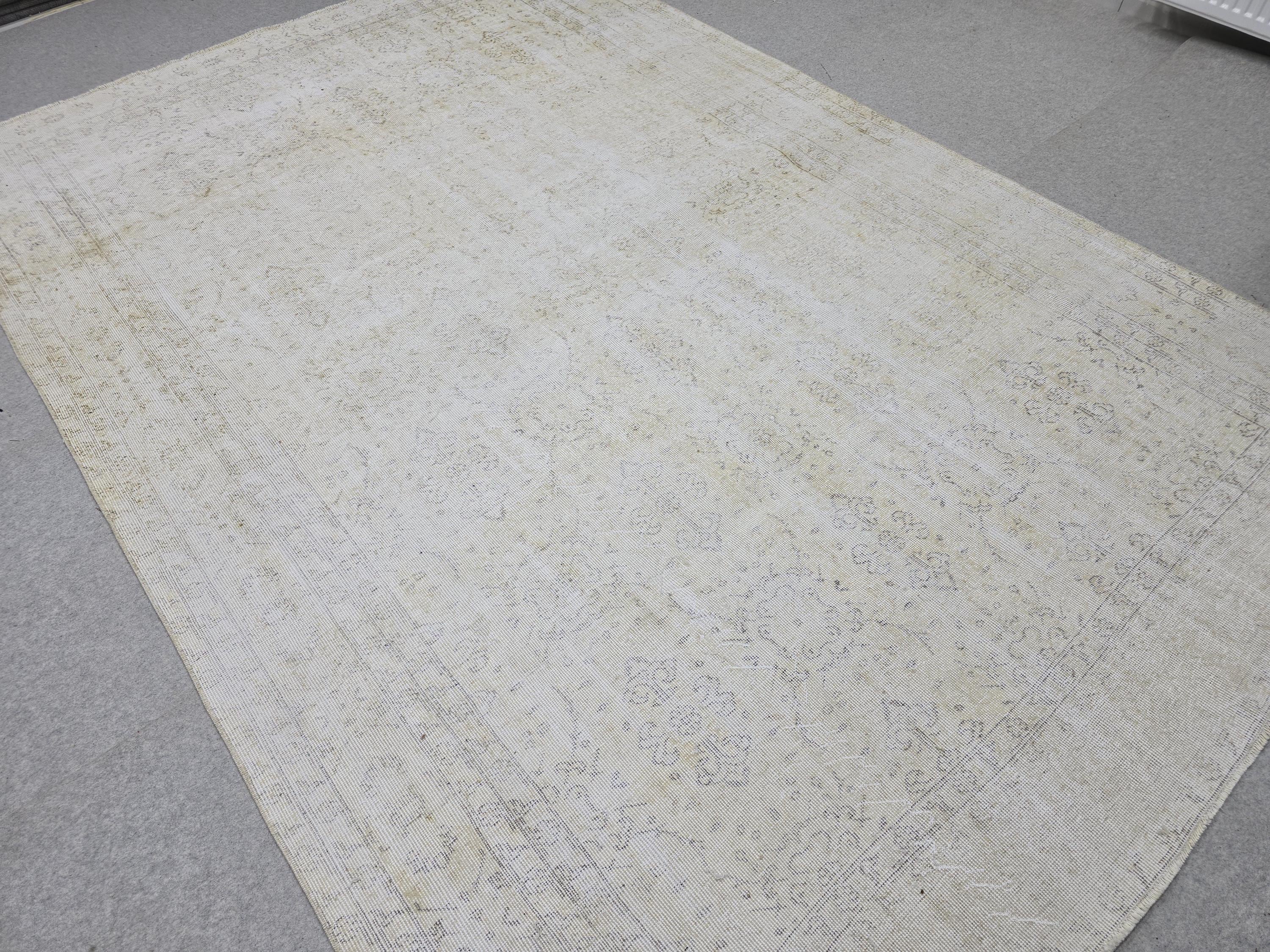 7x10 Vintage Turkish Rug, Muted Cream Isparta Carpet, Faded Beige Wool Area Rug for Living Room Decor, Neutral Farmhouse Rug