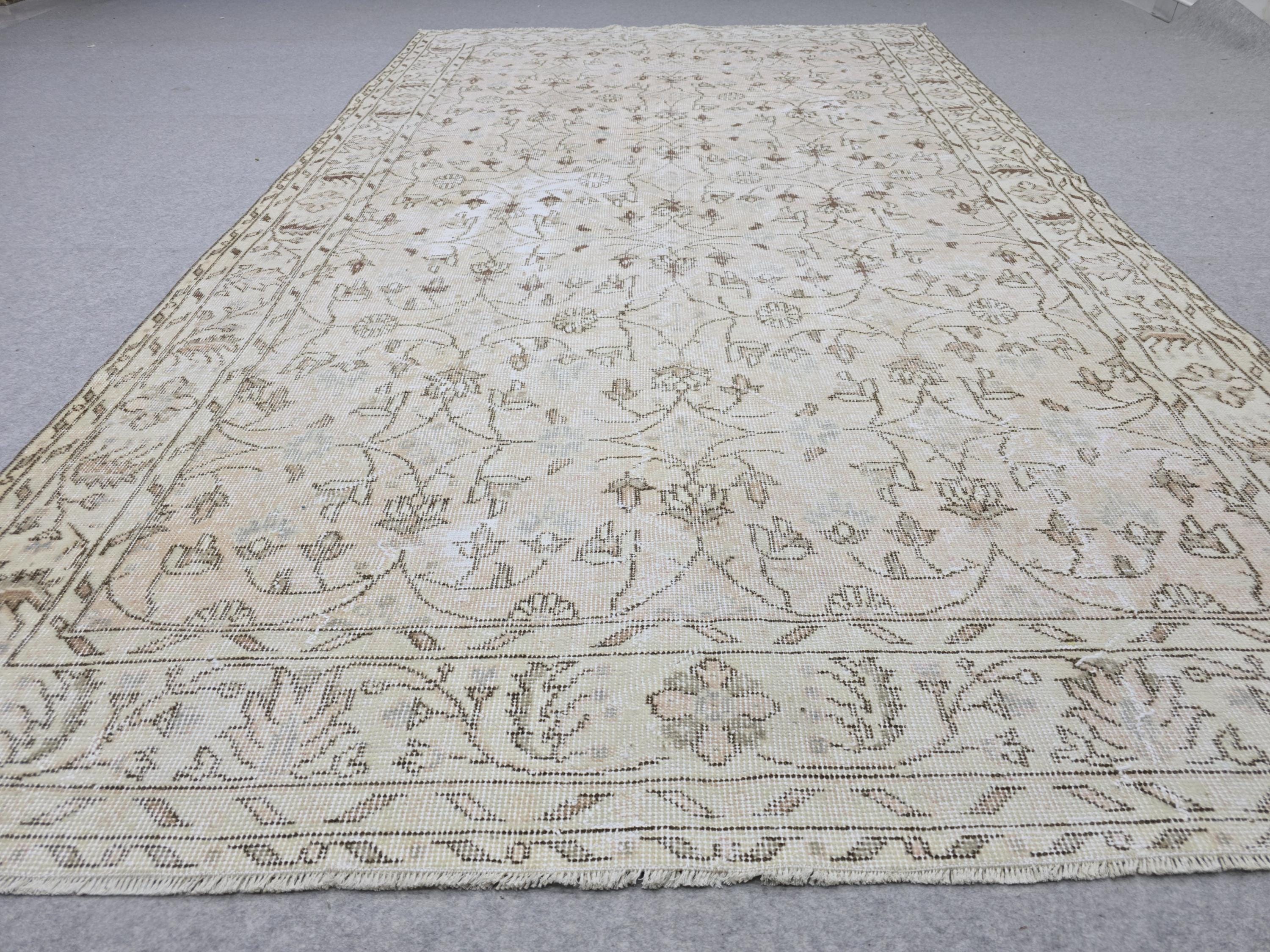 Vintage Rug 6x10 Neutral Beige Floral, Hand Knotted Turkish Area Carpet for Living Room Decor