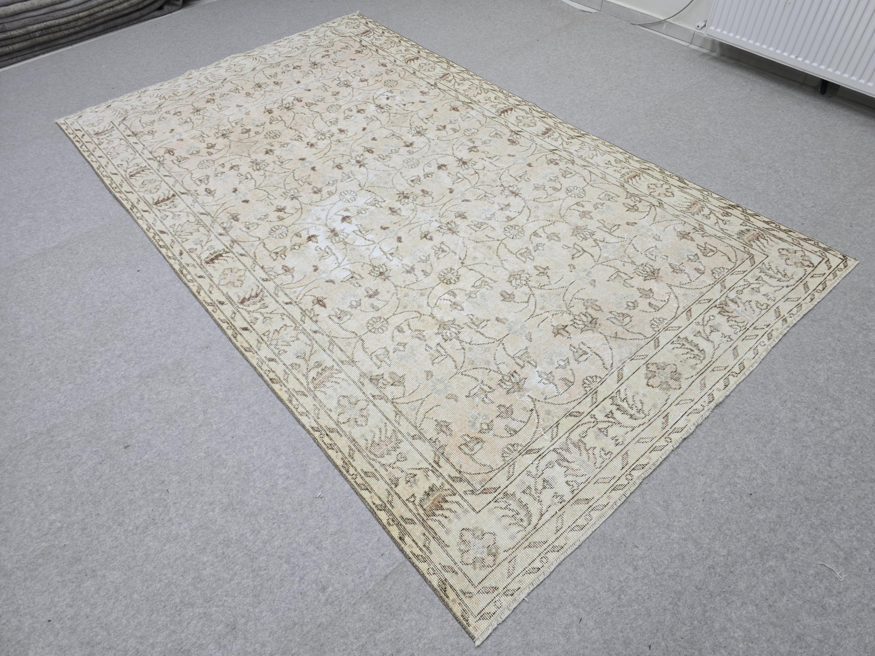Vintage Rug 6x10 Neutral Beige Floral, Hand Knotted Turkish Area Carpet for Living Room Decor