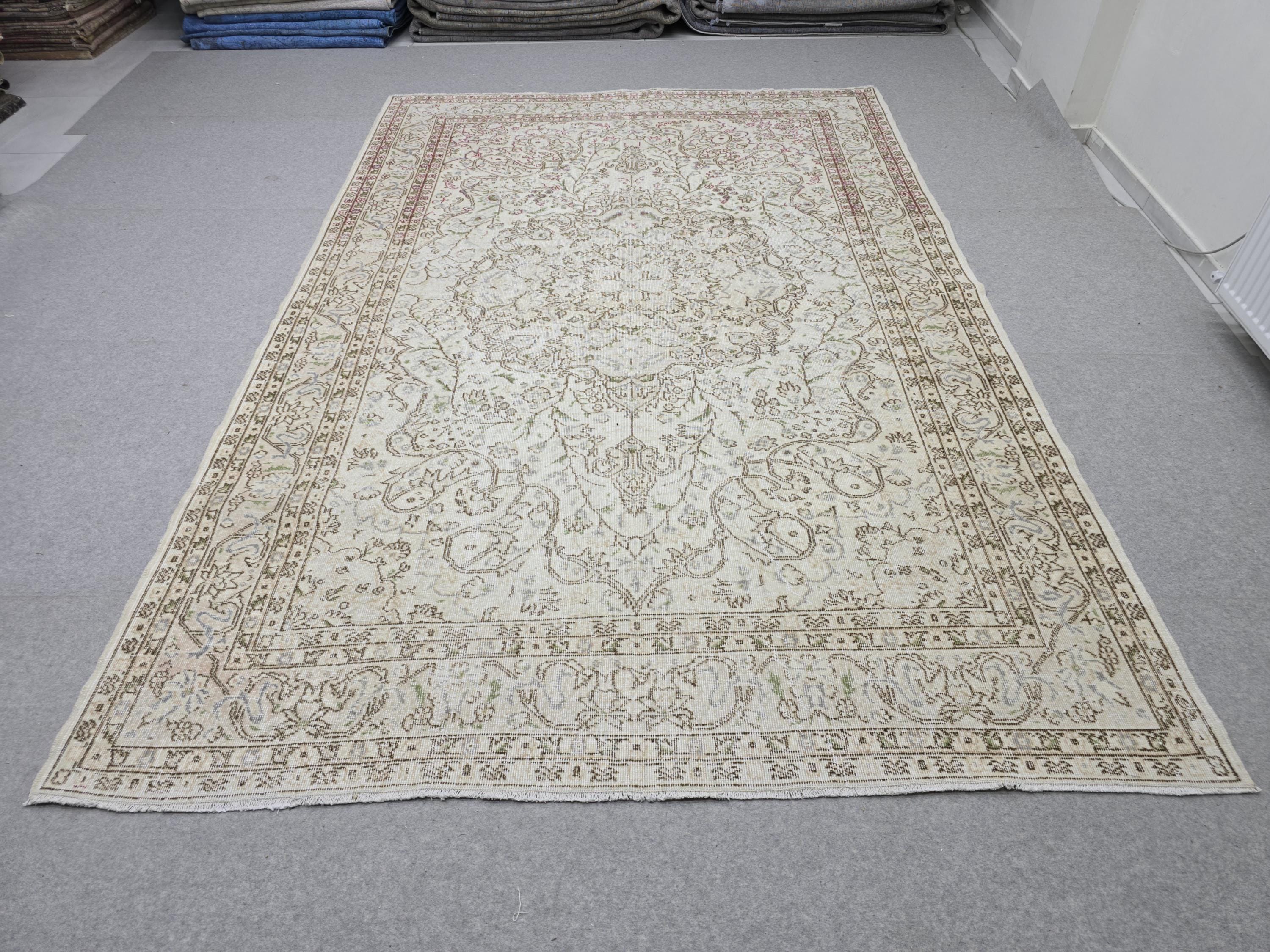 Vintage Rug 7x11, Cream Floral Turkish Area Rug, Muted Beige Handwoven Wool Carpet for Living Room Bedroom Boho Farmhouse Decor