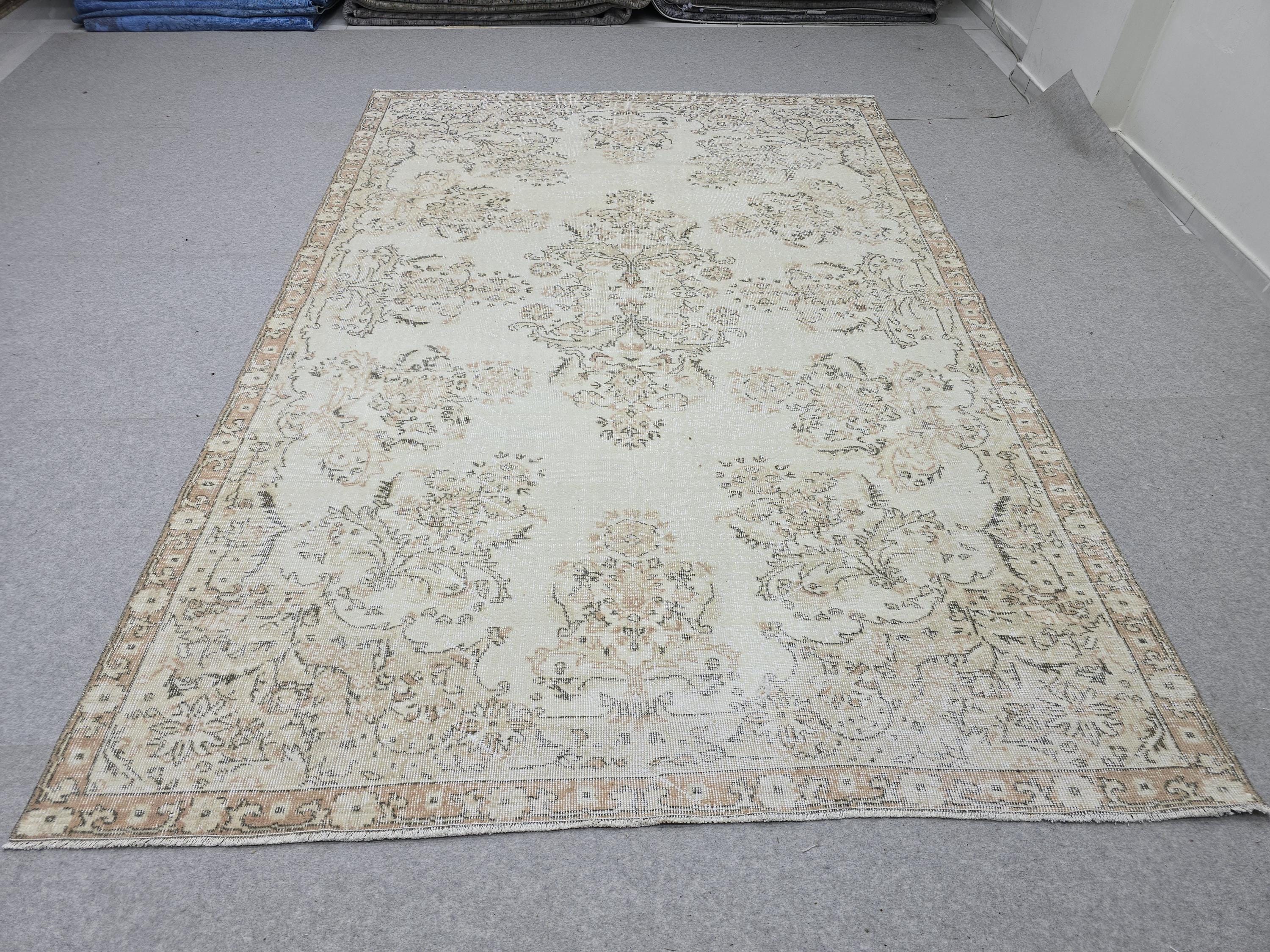 Persian Style Rug 7x10,  Floral Vintage Carpet, Muted Beige Handwoven Wool Area Rug for Bedroom Nursery