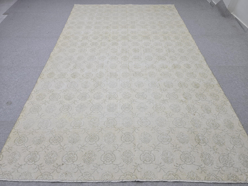 7x11 Vintage Turkish Oushak Rug, Handknotted Ivory Floral Wool Carpet
