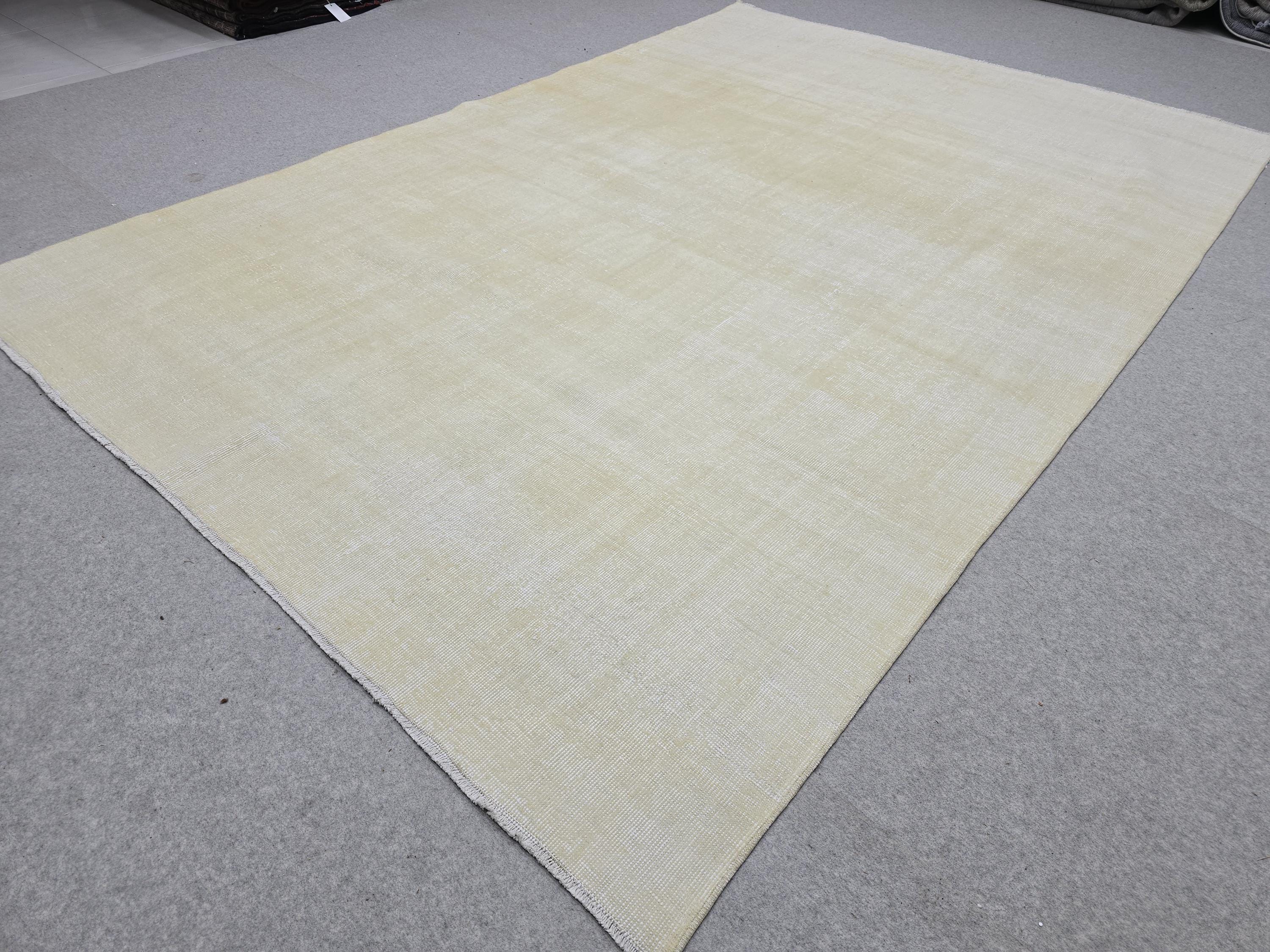 Hand-Knotted Wool Oushak Rug 7x10: Cream Beige Vintage Turkish Rug
