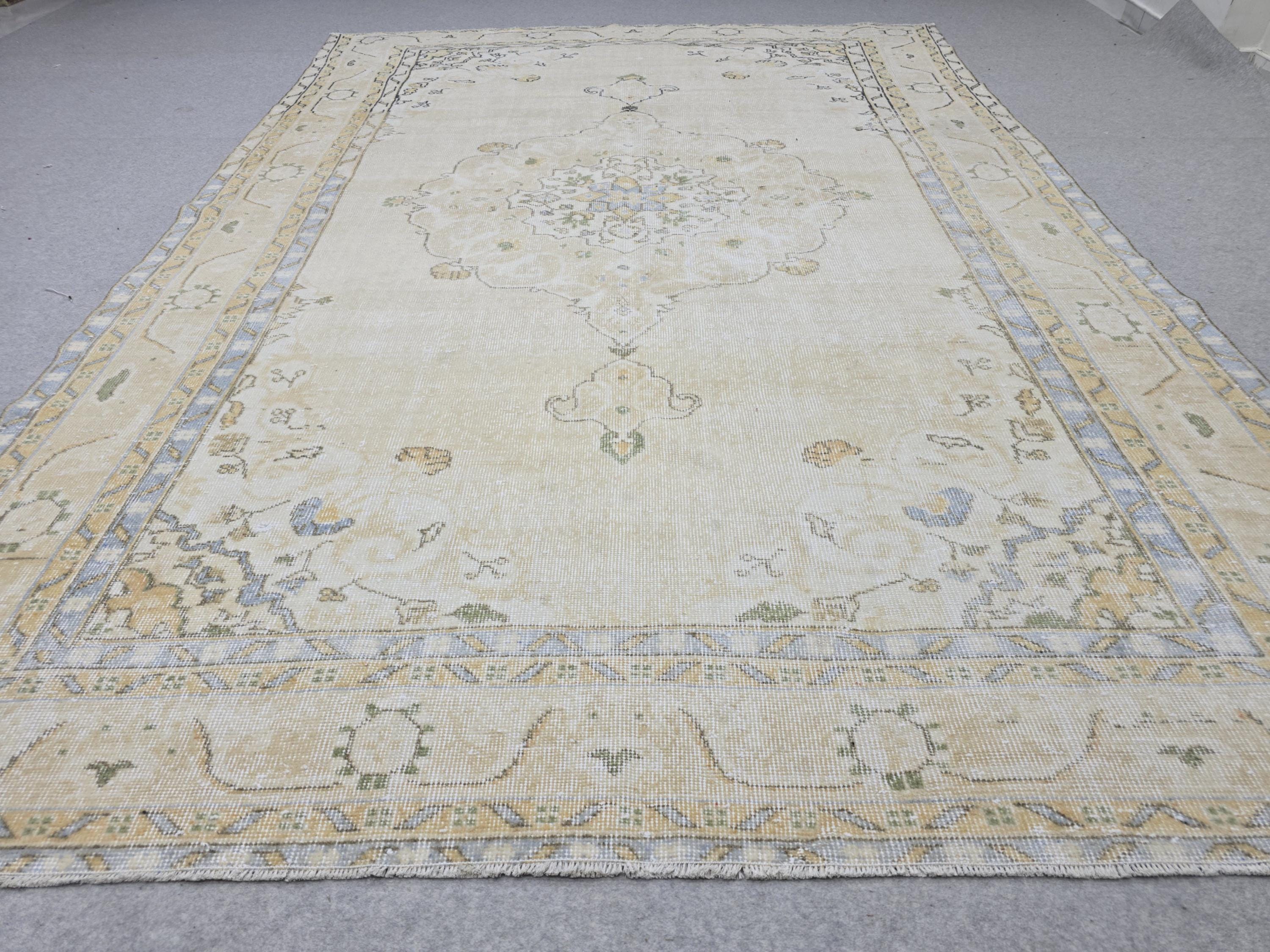 Vintage Turkish Oushak Rug 7x10, Cream Floral Wool Carpet