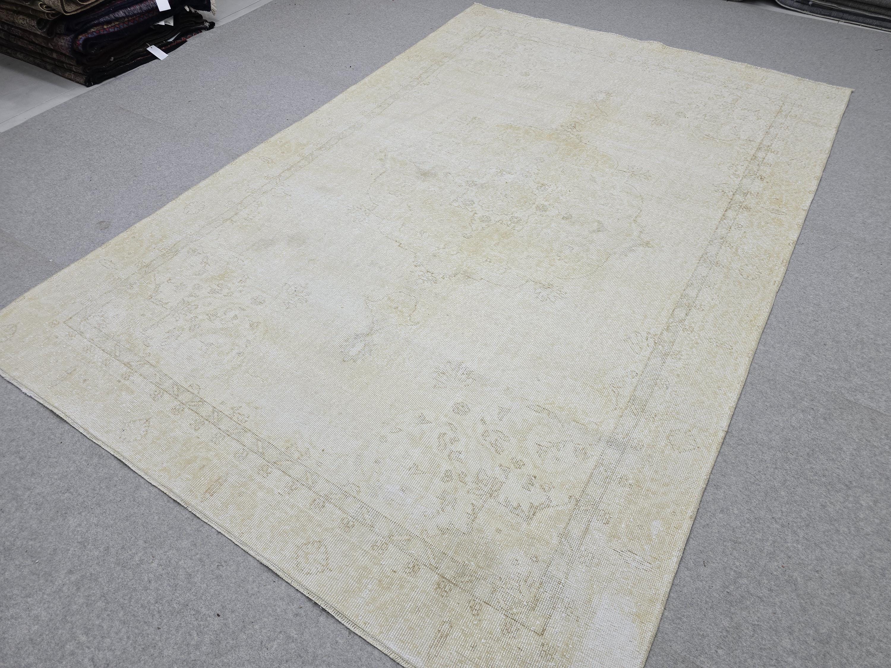 7x10 Cream/Beige Hand Knotted Turkish Area Rug