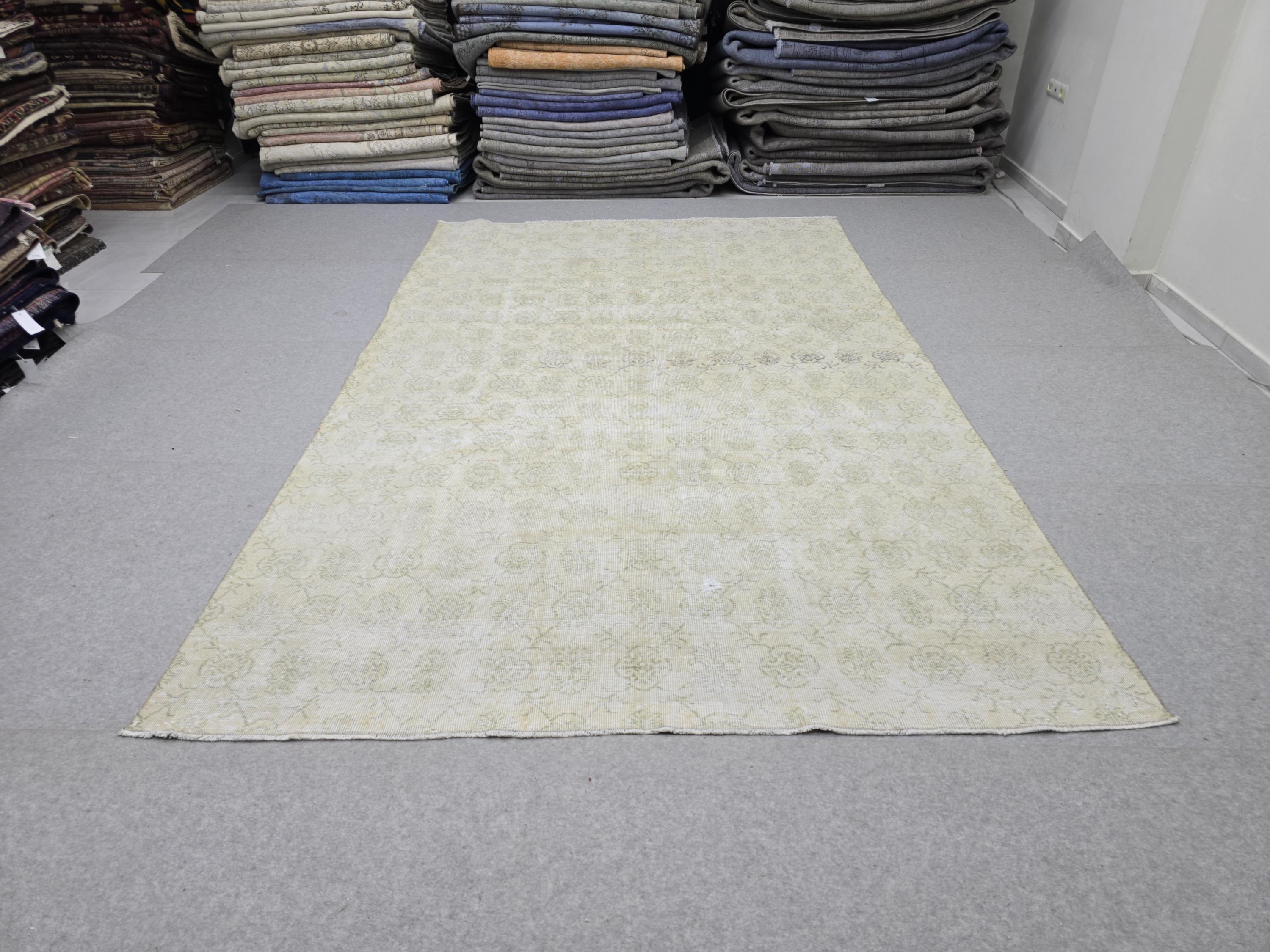 Turkish Rug 7x10, Cream Beige Borderless Floral Carpet, Vintage Hand Knotted Wool Area Rug for Bedroom, Muted Rose Pattern, Minimalist Decor