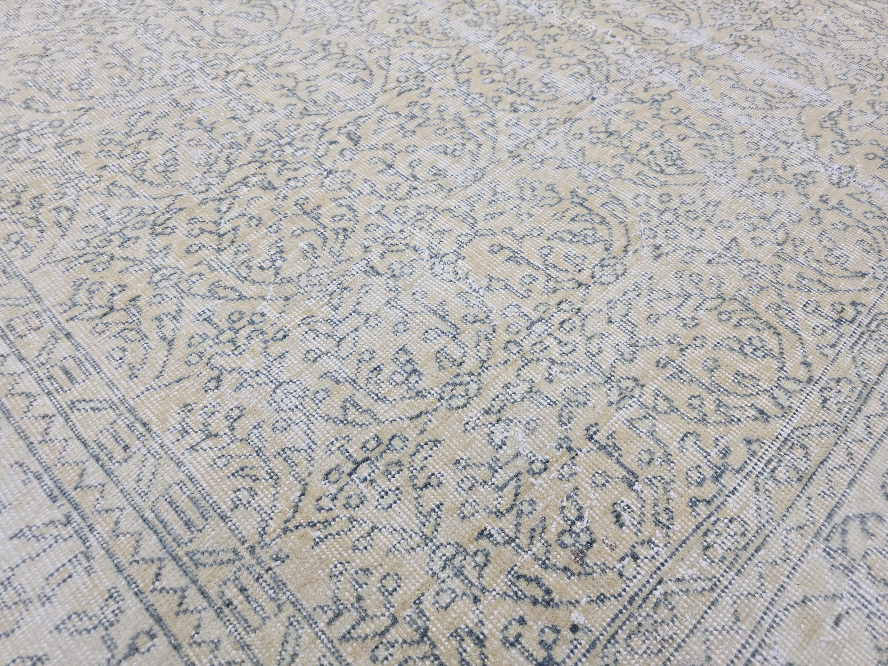 Vintage Turkish Oushak Rug 6’8”x9’7” – Distressed Boho Area Rug