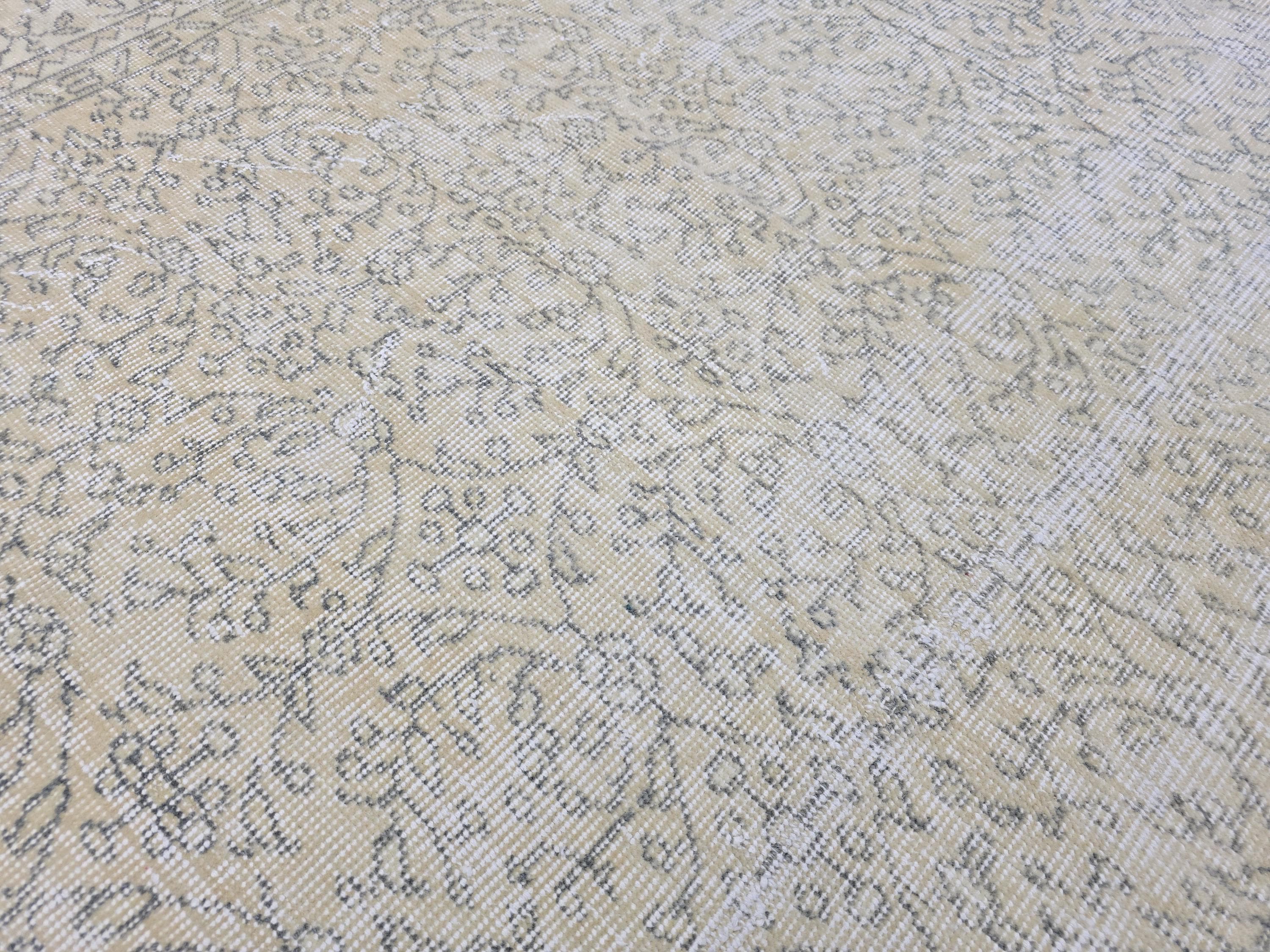 Vintage Turkish Oushak Rug 6’8”x9’7” – Distressed Boho Area Rug