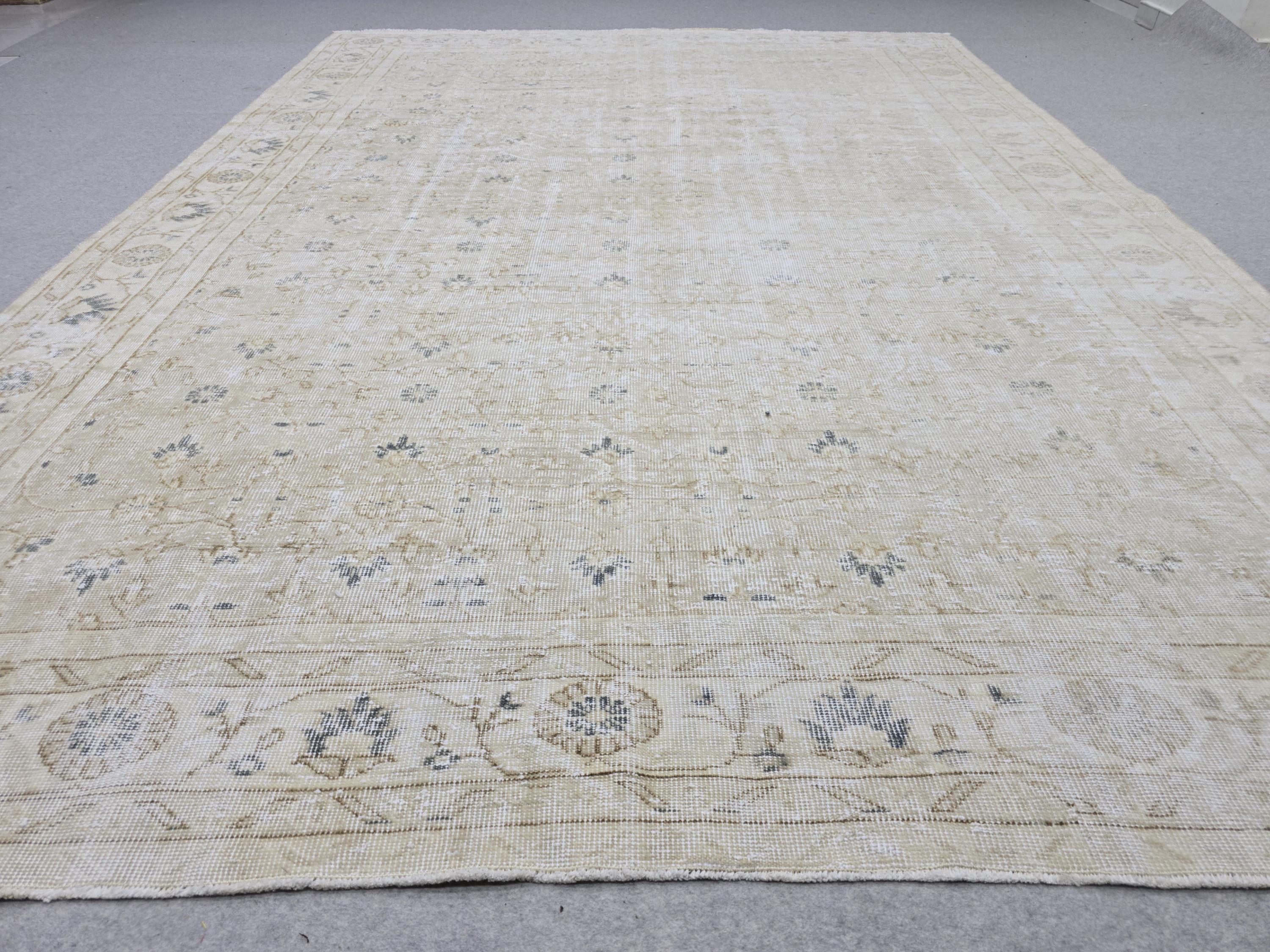 Vintage Rug 7x10, Cream Blue Floral Turkish Oushak Carpet, Muted Beige Handwoven Wool Rug for Living Room Bedroom