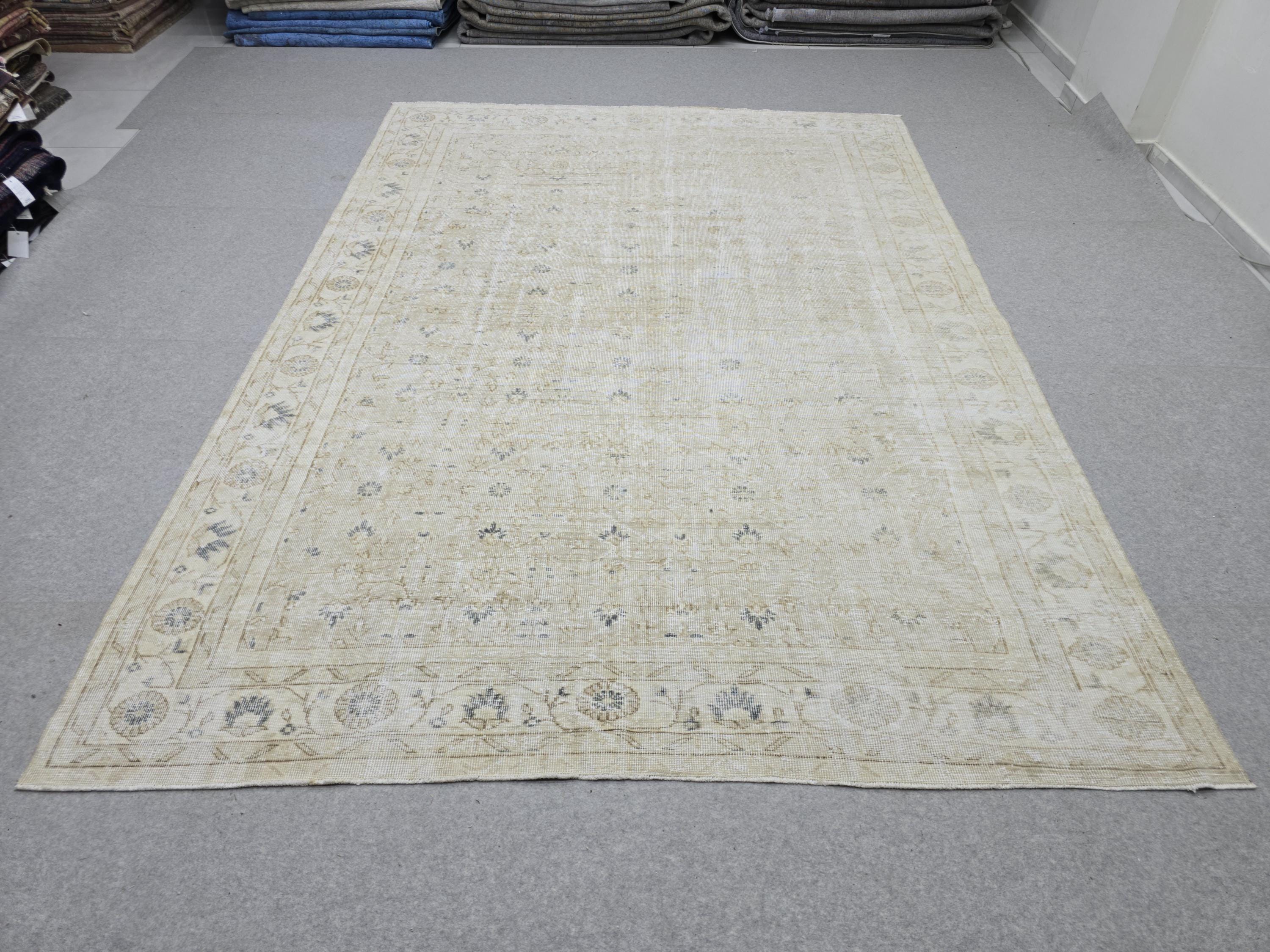 Vintage Rug 7x10, Cream Blue Floral Turkish Oushak Carpet, Muted Beige Handwoven Wool Rug for Living Room Bedroom