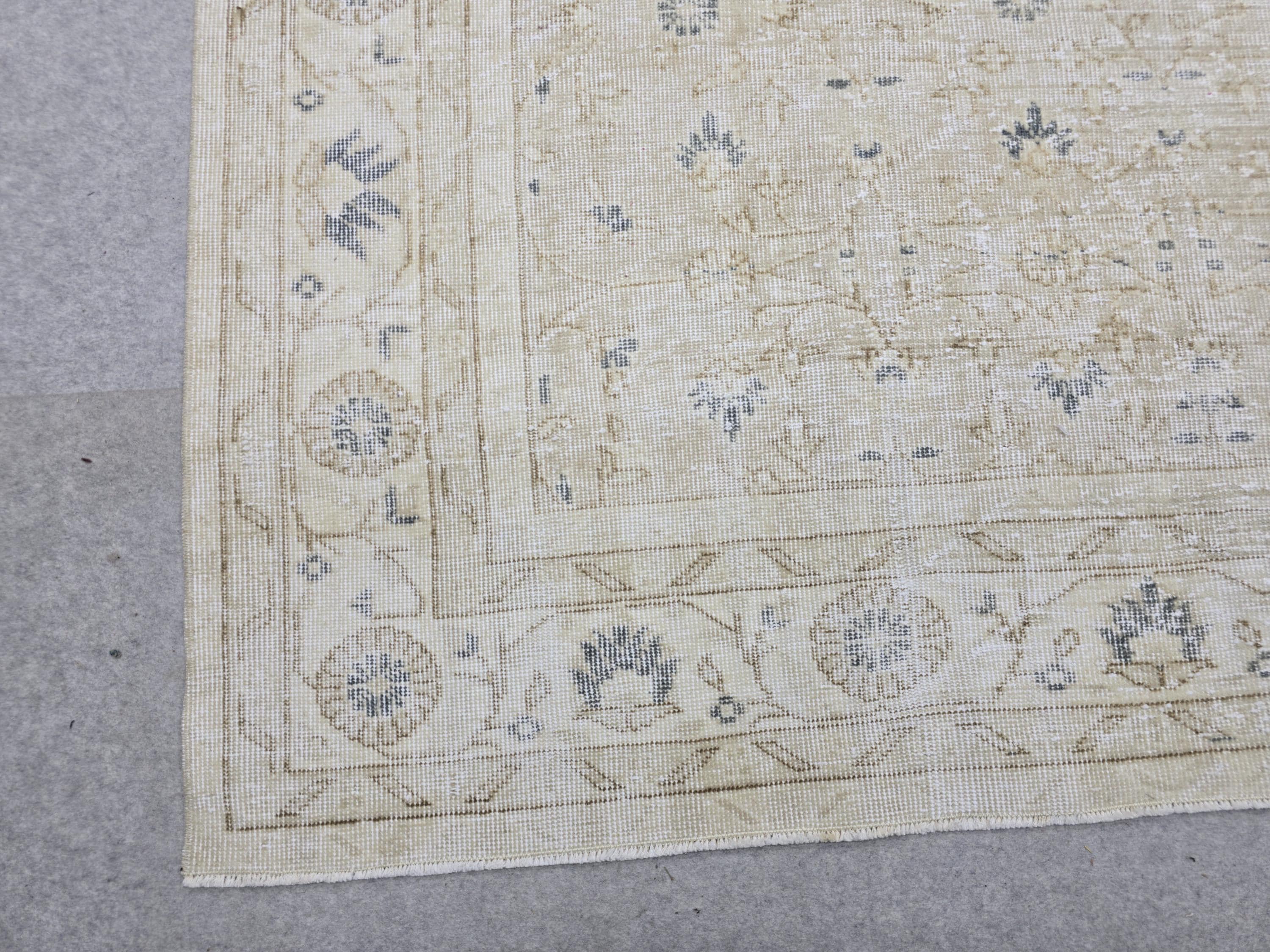 Vintage Rug 7x10, Cream Blue Floral Turkish Oushak Carpet, Muted Beige Handwoven Wool Rug for Living Room Bedroom