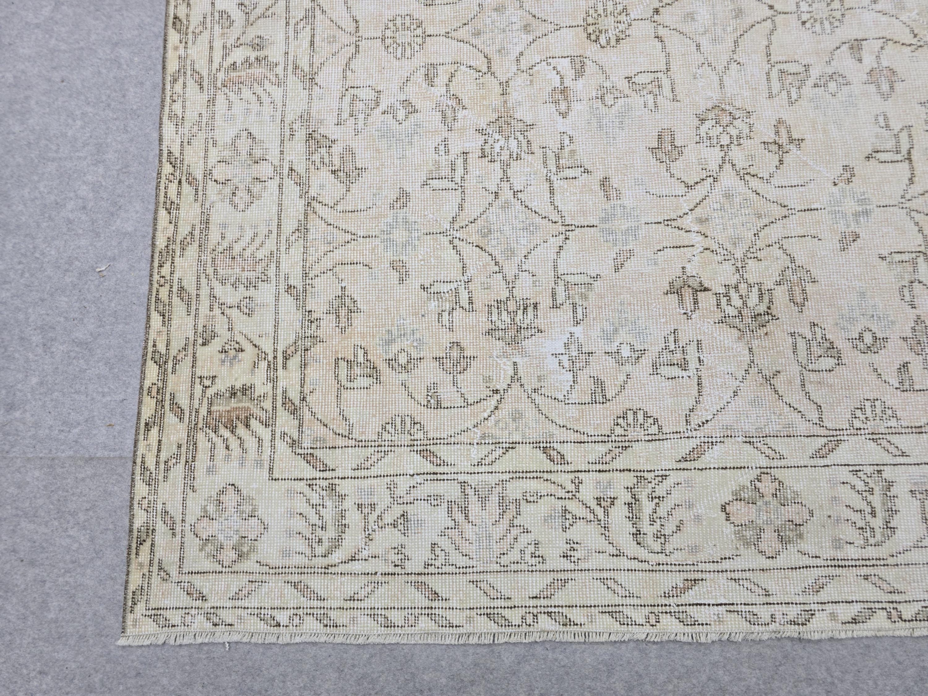 Vintage Rug 6x10 Neutral Beige Floral, Hand Knotted Turkish Area Carpet for Living Room Decor