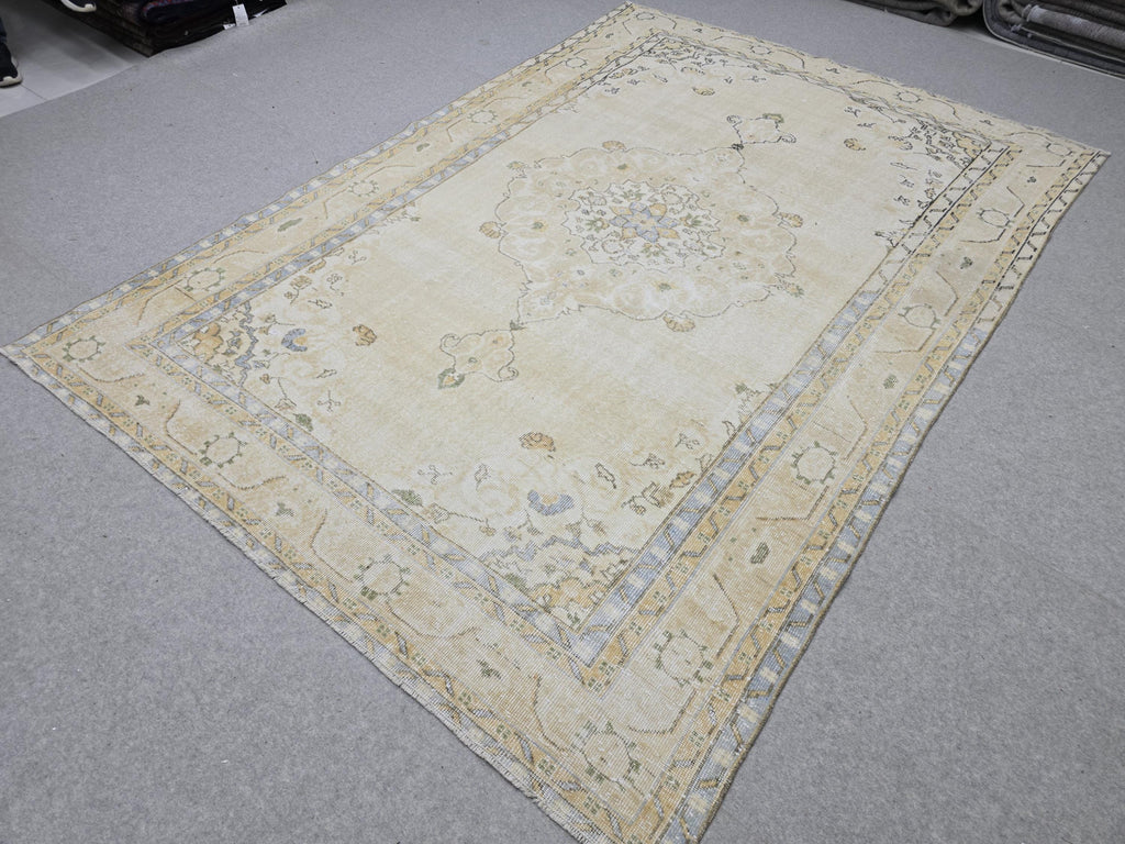 Vintage Turkish Oushak Rug 7x10, Cream Floral Wool Carpet
