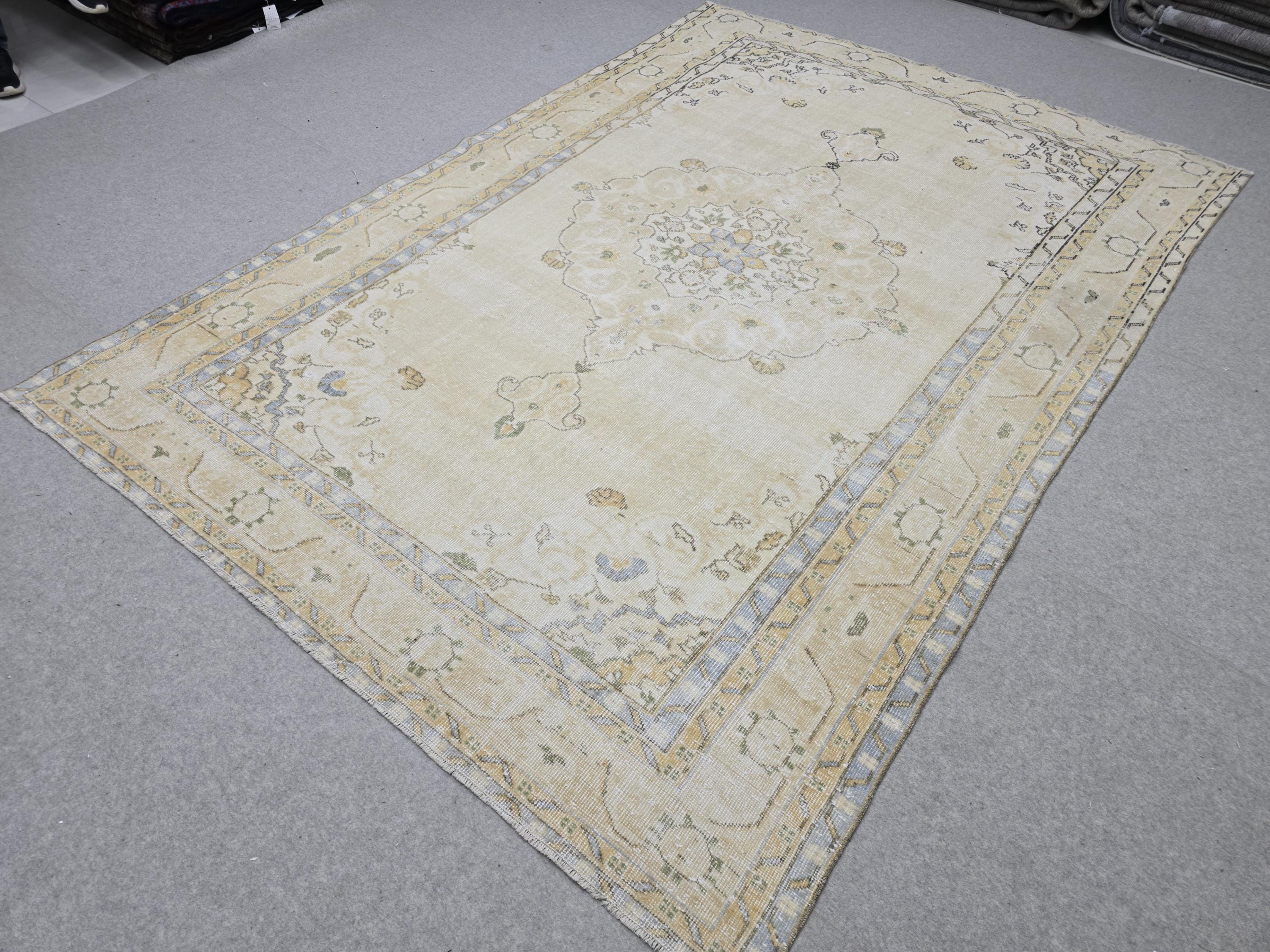 Vintage Turkish Oushak Rug 7x10, Cream Floral Wool Carpet