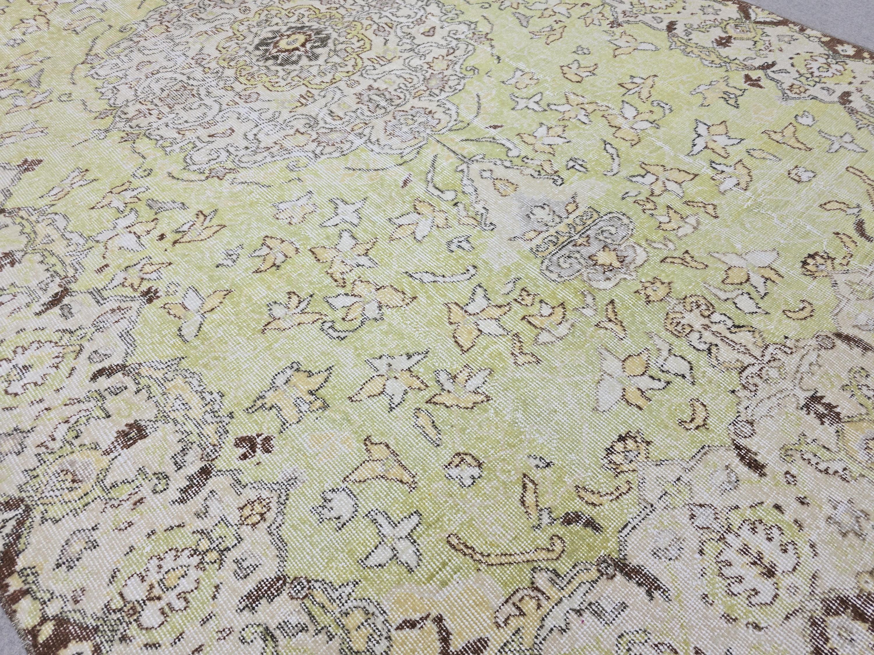Oushak Rug 6x10, Rare Green Vintage Turkish Carpet, Muted Lime Beige Medallion Area Rug, Handknotted Wool Living Room Rug, Boho Home Decor