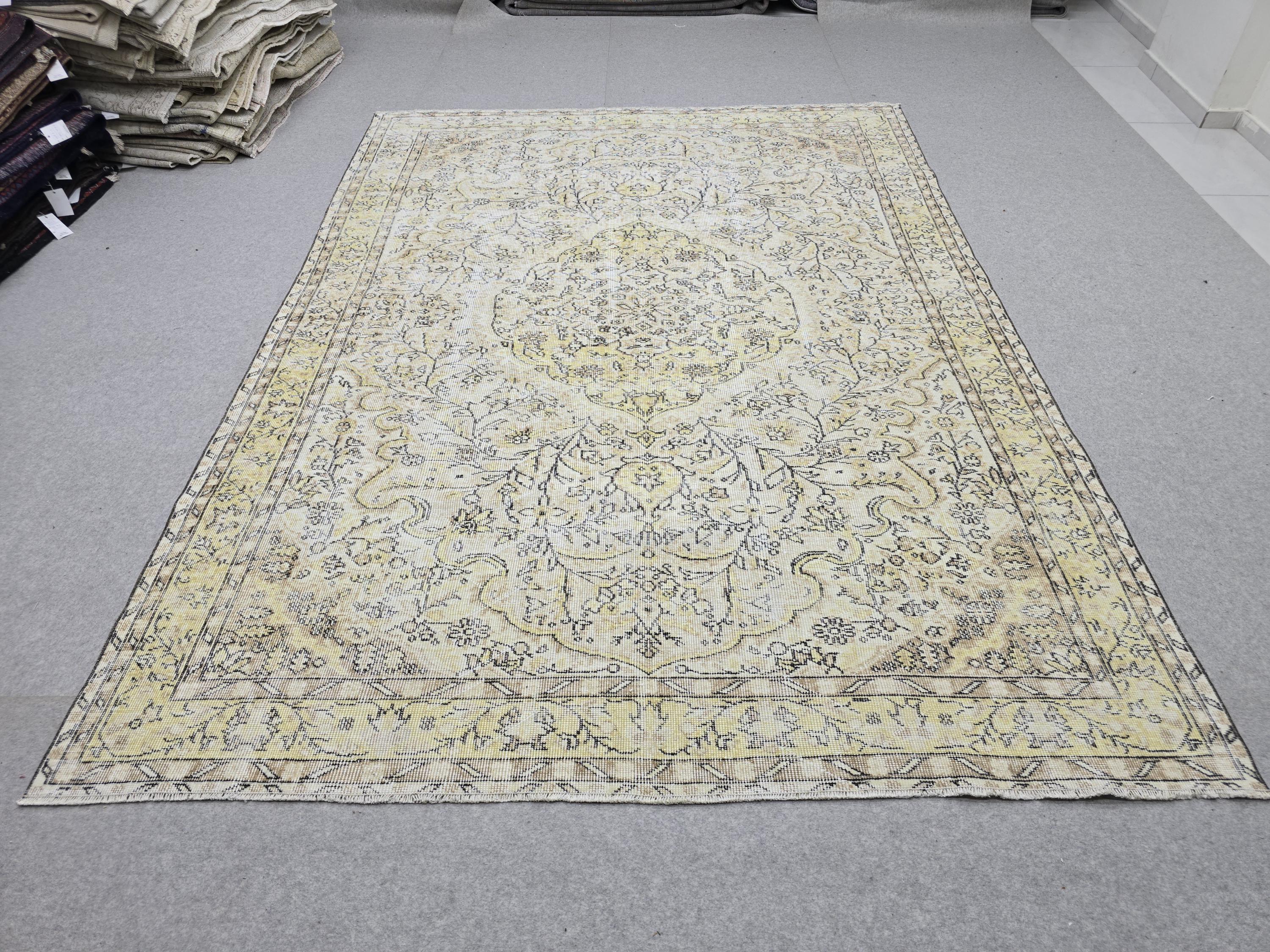 7x9 Neutral Vintage Turkish Oushak Rug for Bedroom/ High Quality Wool Area Rug