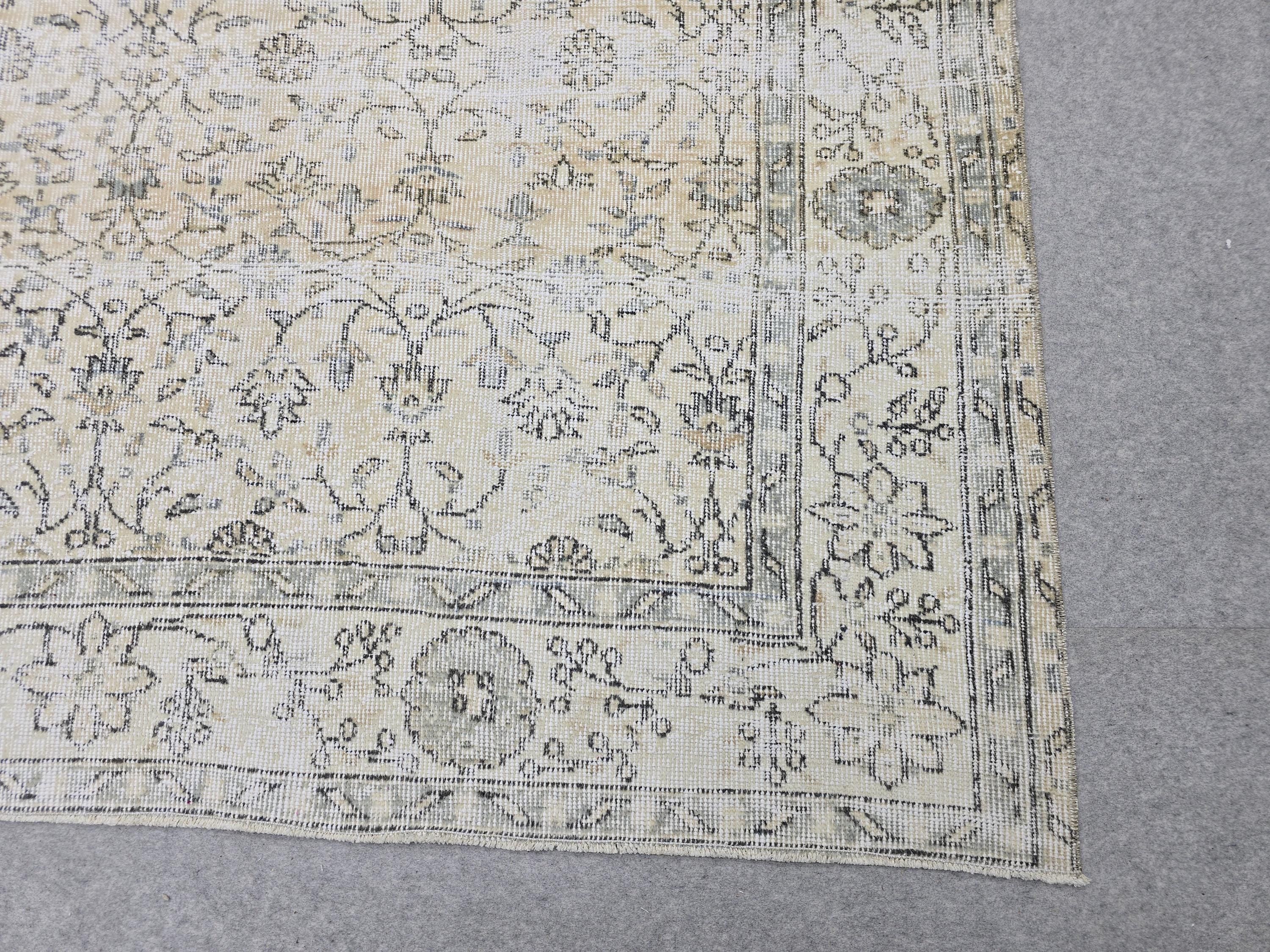 Vintage Rug 7x11, Cream Beige Floral Turkish Carpet, Handknotted Wool Area Rug for Living Room Dining Room Scandinavian Farmhouse Decor