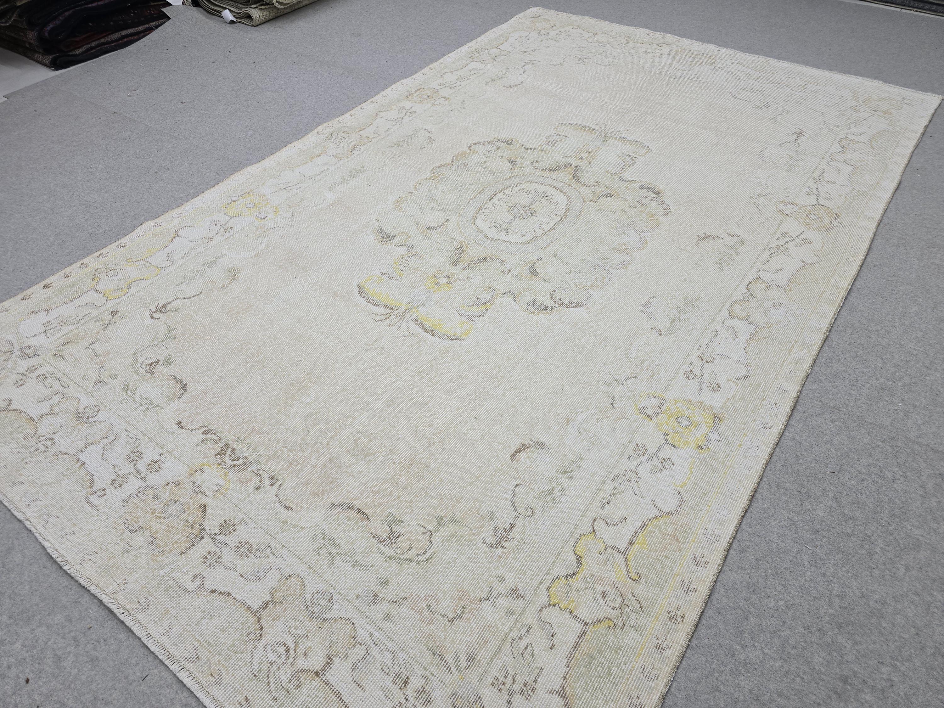Vintage Anatolian Rug 6x10 Handwoven Cream Beige Neutral Oriental Wool Area Carpet 191x306 cm