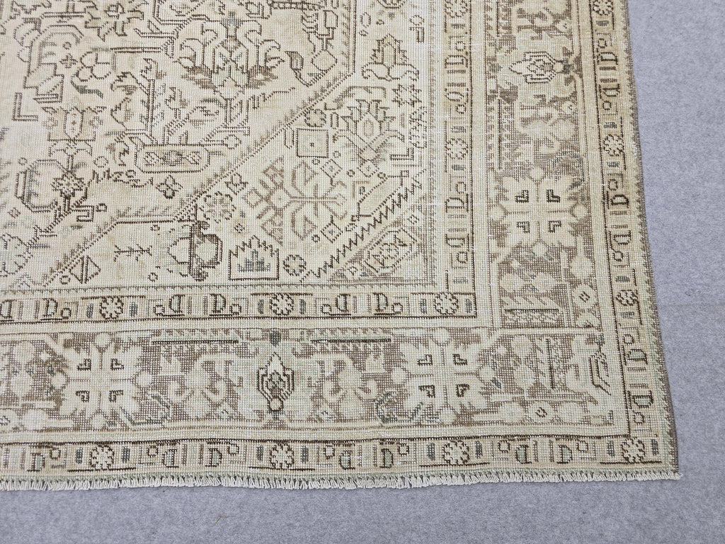 8x11 ft Vintage Turkish Oushak Rug: Hand-Knotted Wool & Cotton Area Carpet