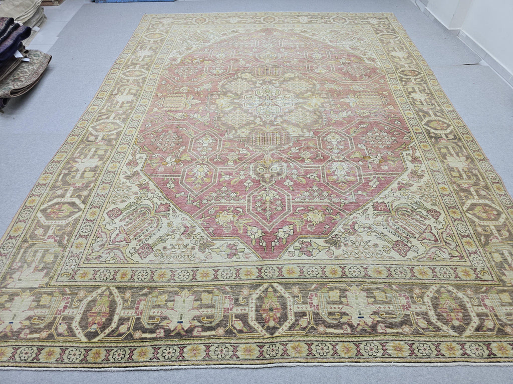 Vintage Turkish Rug 10x13, Rose Pink Geometric Medallion Handmade Wool Carpet, Distressed Area Rug, Large Living Room Rug 293x390cm