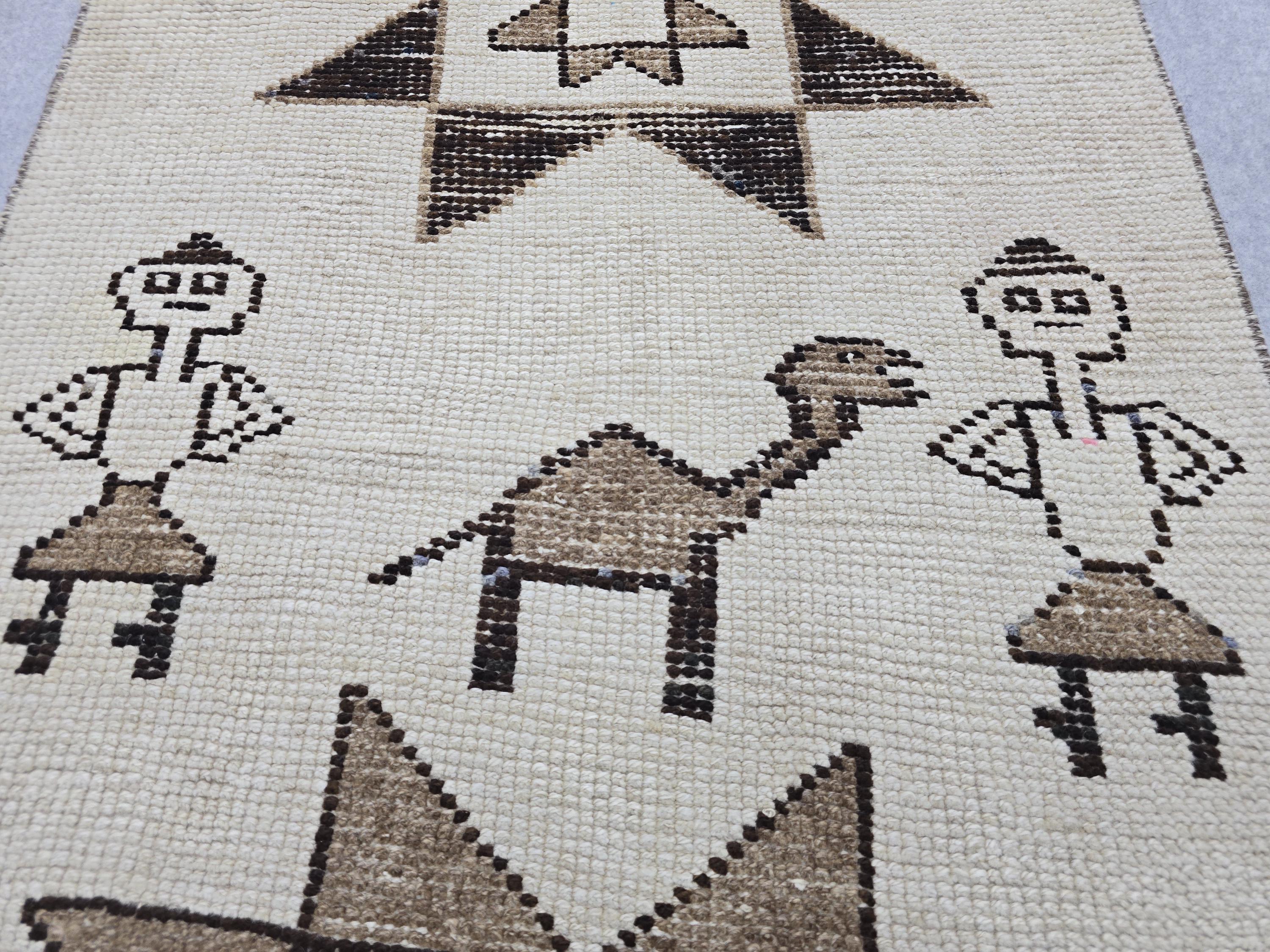 3x13 Vintage Runner Rug, Ivory Cream Diamond Tribal Hallway Carpet, Neutral Geometric Wool Long Runner, Boho Scandinavian Decor Animal Rug